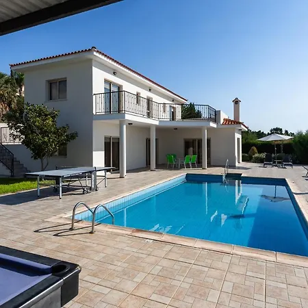 Villa Savvas