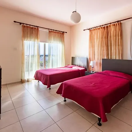 Villa Savvas *