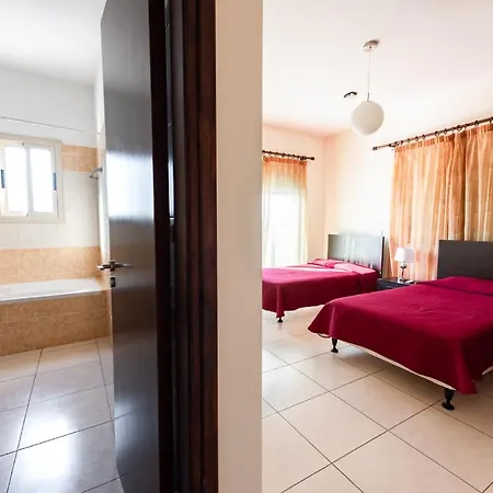 Villa Savvas Coral Bay