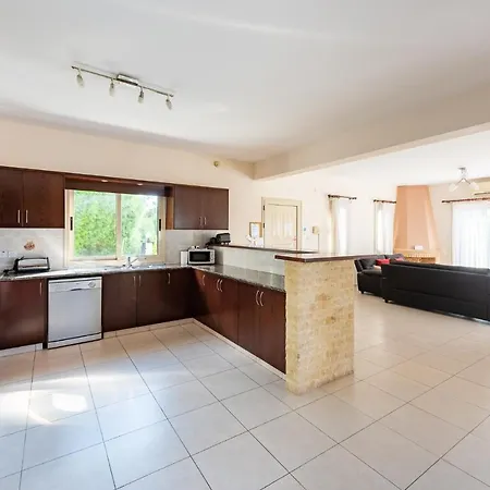 Savvas Villa